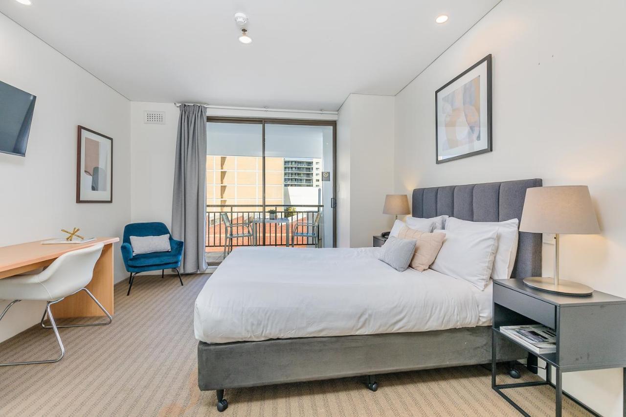 All Suites Perth Buitenkant foto