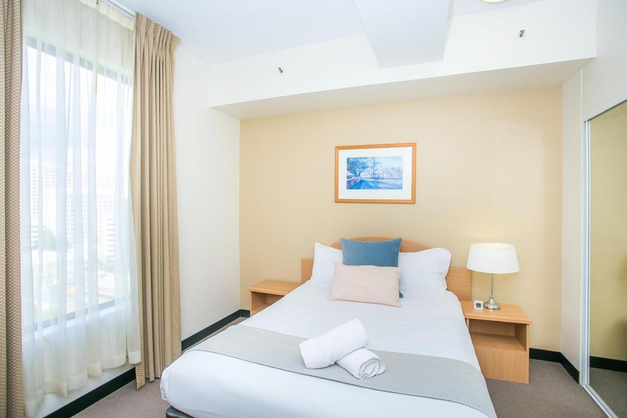 All Suites Perth Buitenkant foto