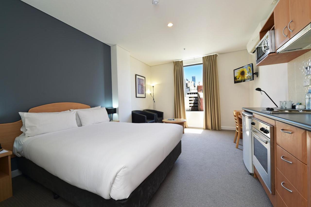 All Suites Perth Buitenkant foto